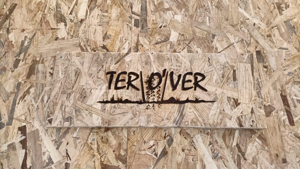 Ter O'Ver logo engraving